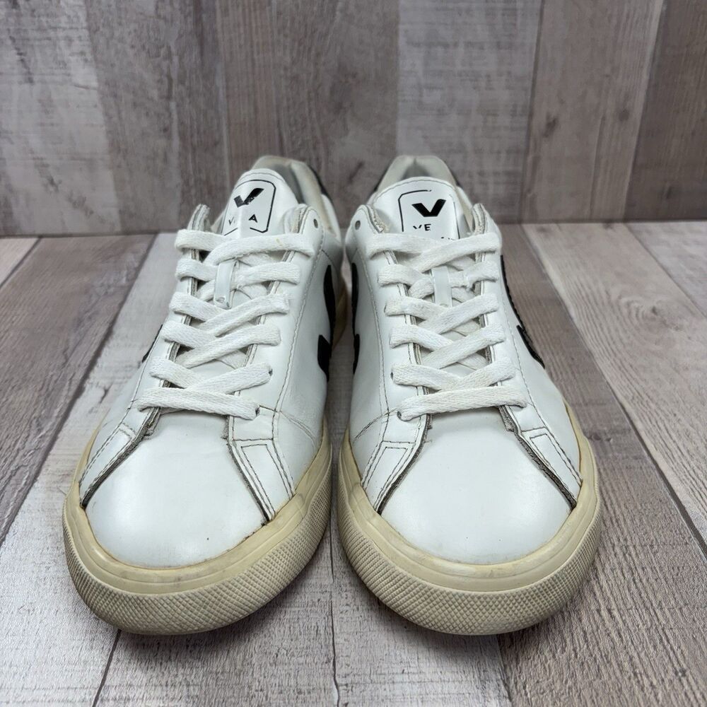 Veja White Leather Sneakers with Black V Logo - Picture 3 of 15